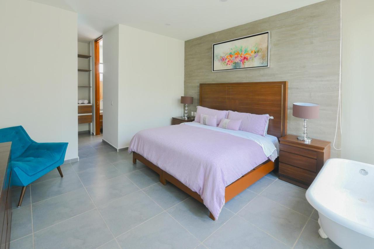 B Nayar Family Luxury Suites & Villas Residences La Cruz de Huanacaxtle Экстерьер фото